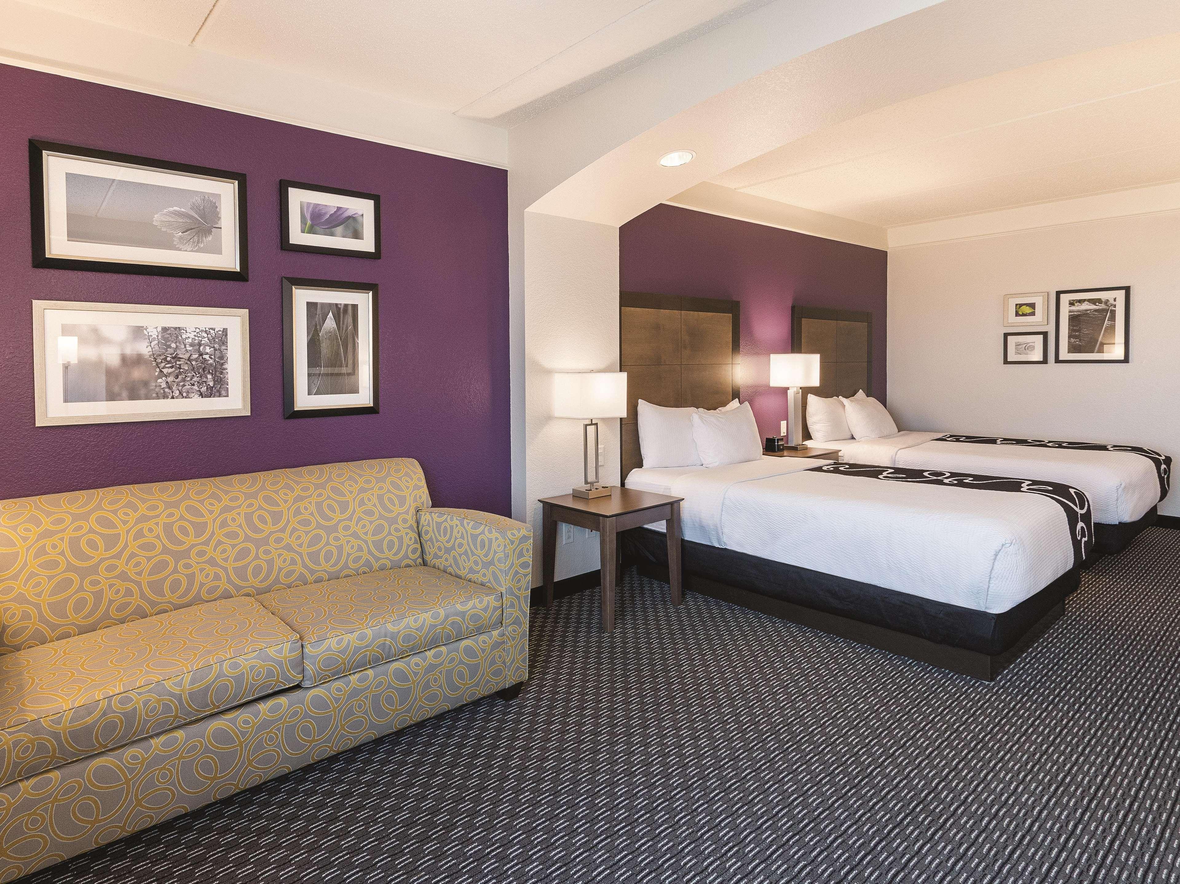 מלון La Quinta By Wyndham Arlington North 6 Flags Dr מראה חיצוני תמונה