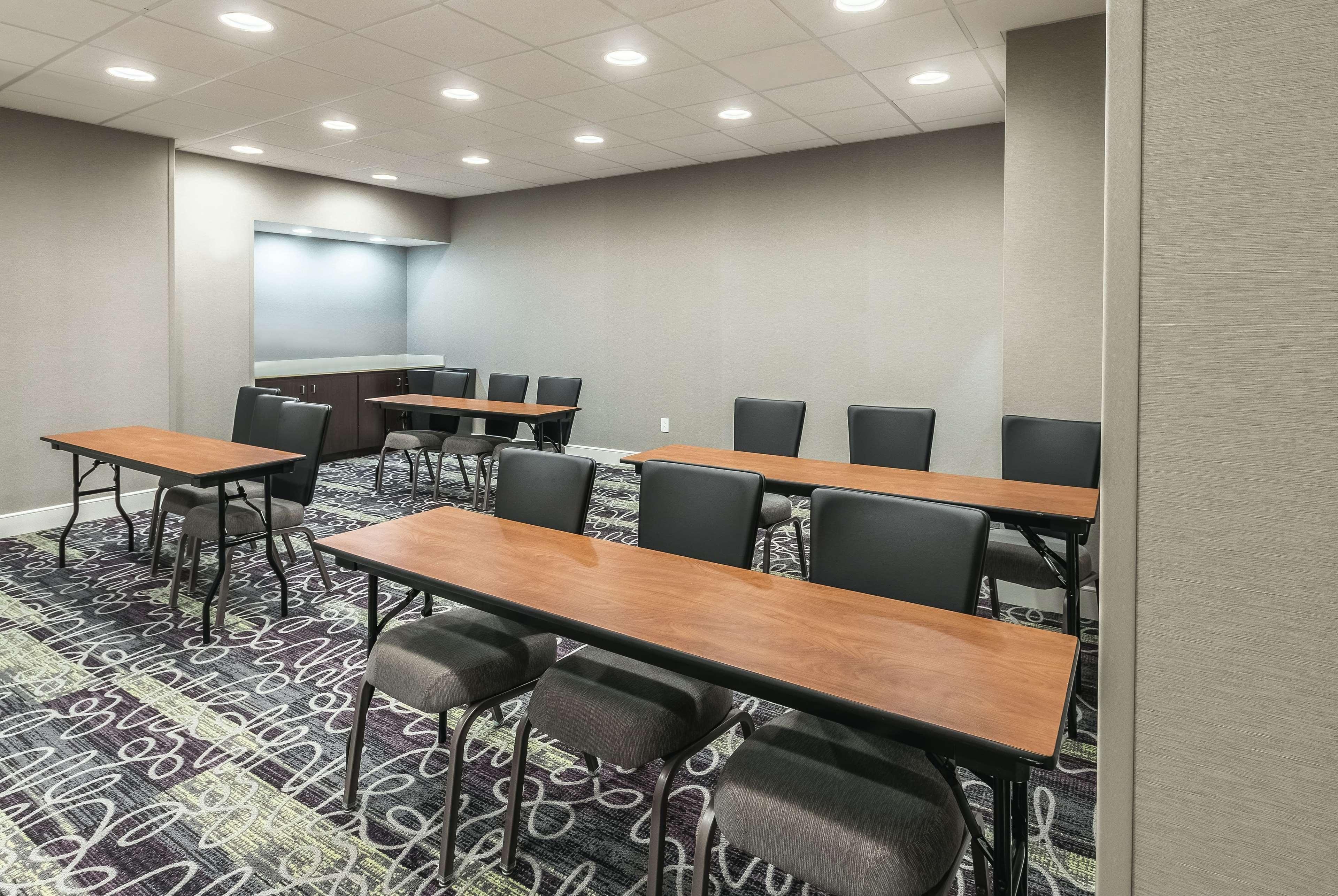 מלון La Quinta By Wyndham Arlington North 6 Flags Dr מראה חיצוני תמונה