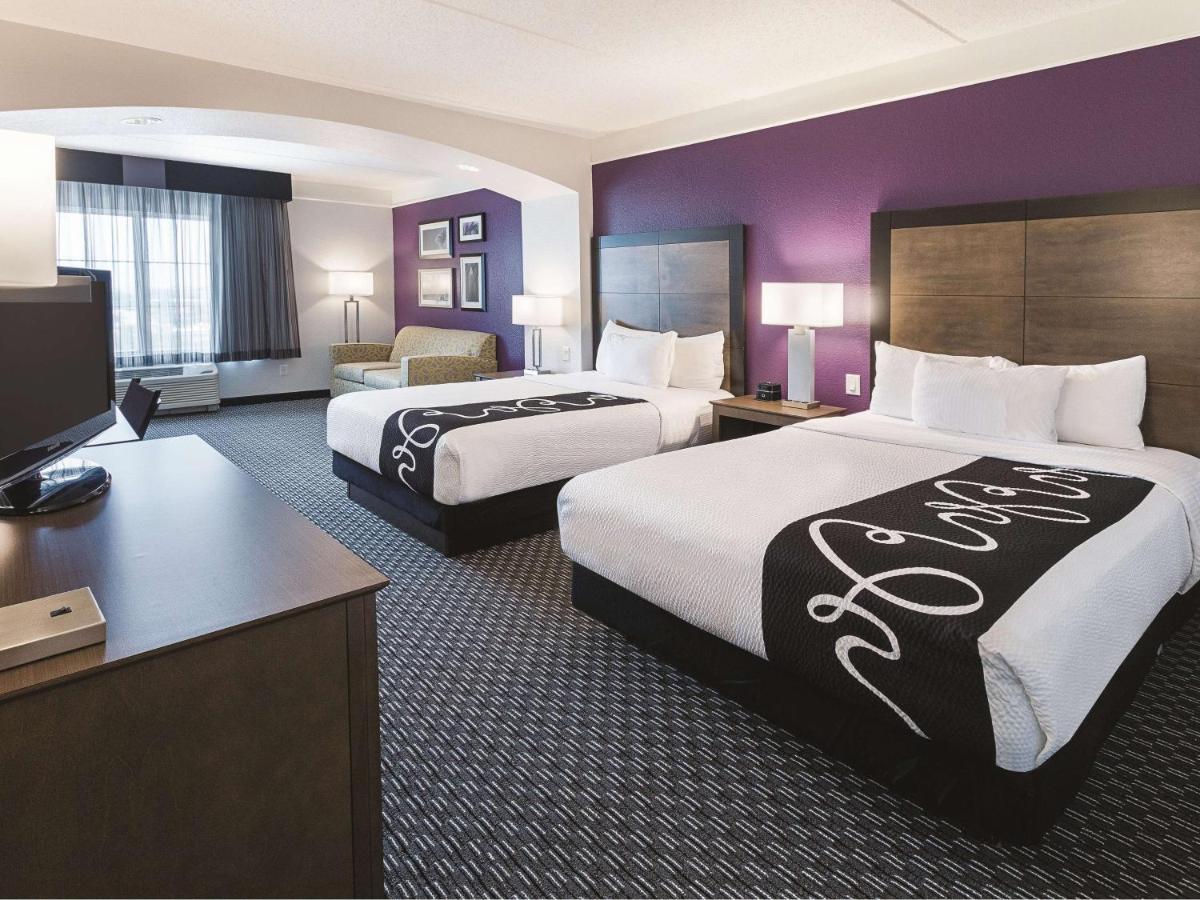 מלון La Quinta By Wyndham Arlington North 6 Flags Dr מראה חיצוני תמונה
