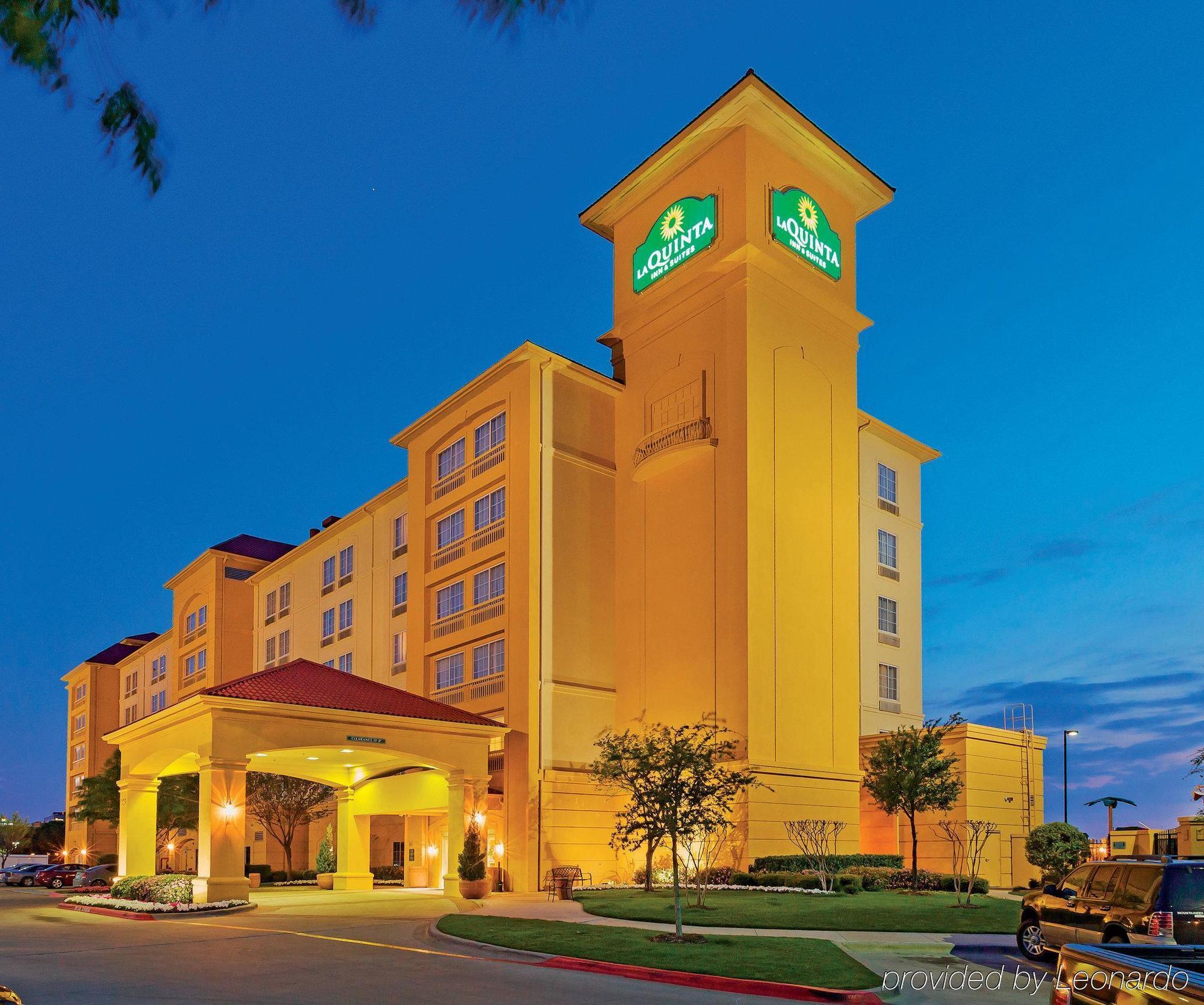 מלון La Quinta By Wyndham Arlington North 6 Flags Dr מראה חיצוני תמונה